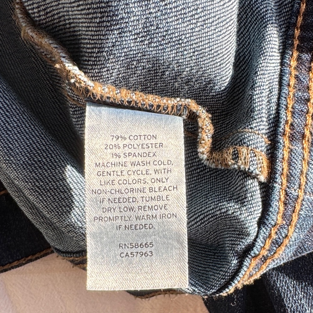Caslon 3x Dark Blue Jean Jacket with great style & stretch! - Picture 6 of 7